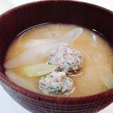 残り物の刺身で　鰯のつみれ汁